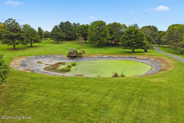 519 Fox Run Dr, Taylorsville, KY 40071