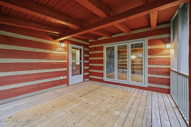 519 Fox Run Dr, Taylorsville, KY 40071