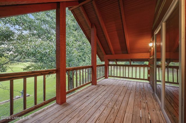 519 Fox Run Dr, Taylorsville, KY 40071