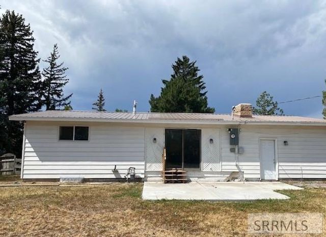 700 Robins Avenue, Idaho Falls, ID 83404