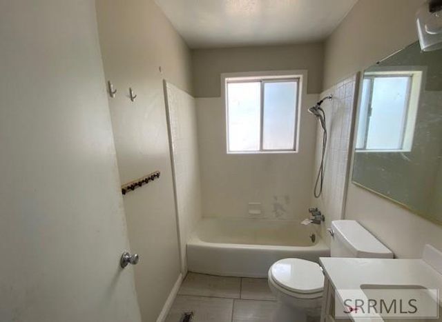 700 Robins Avenue, Idaho Falls, ID 83404