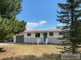 700 Robins Avenue, Idaho Falls, ID 83404