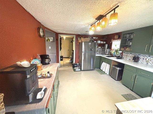 423334 E 1020, Checotah, OK 74426