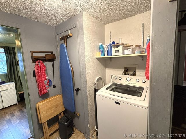 423334 E 1020, Checotah, OK 74426