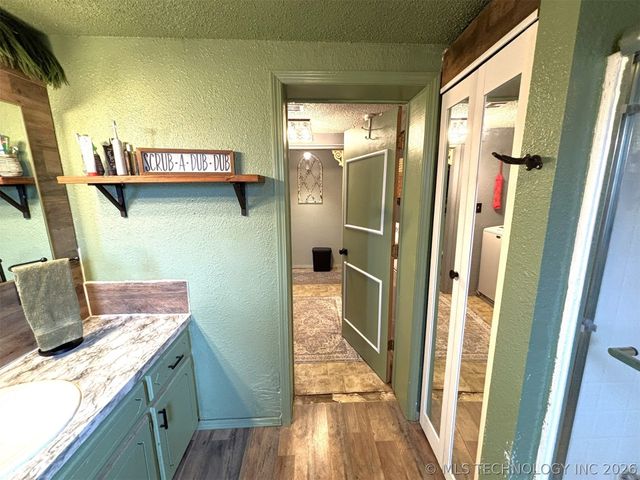 423334 E 1020, Checotah, OK 74426