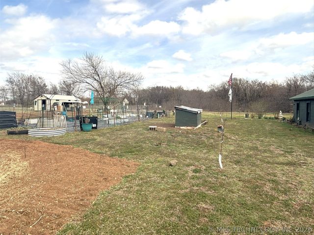 423334 E 1020, Checotah, OK 74426