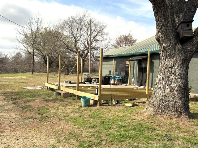 423334 E 1020, Checotah, OK 74426