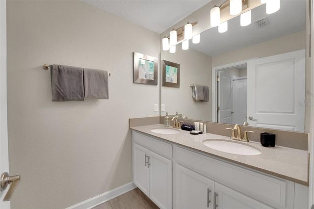 870 PEBBLE BEACH DRIVE, Davenport, FL 33896