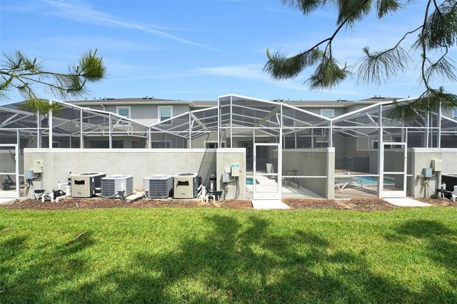 870 PEBBLE BEACH DRIVE, Davenport, FL 33896