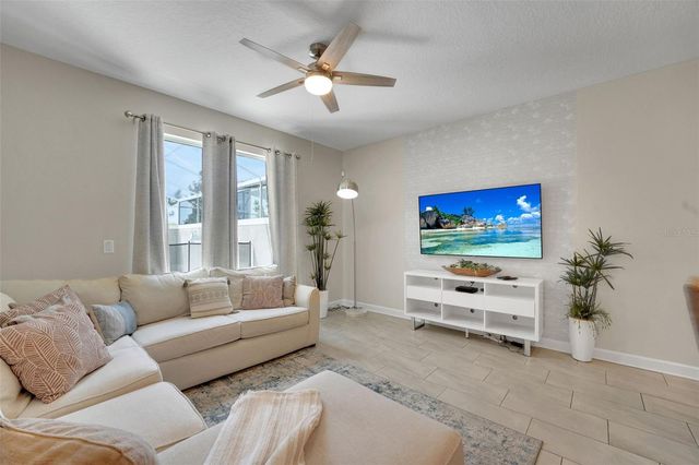 870 PEBBLE BEACH DRIVE, Davenport, FL 33896