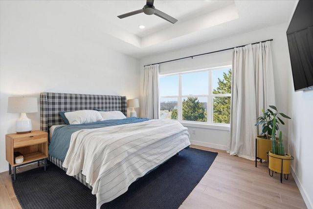 905 Gavin Pass, Hudson, WI 54016