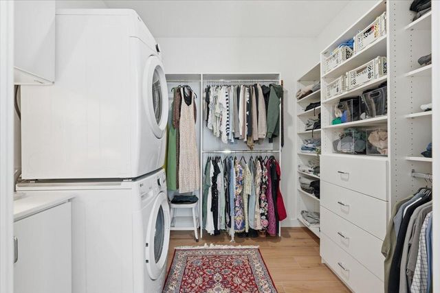 905 Gavin Pass, Hudson, WI 54016