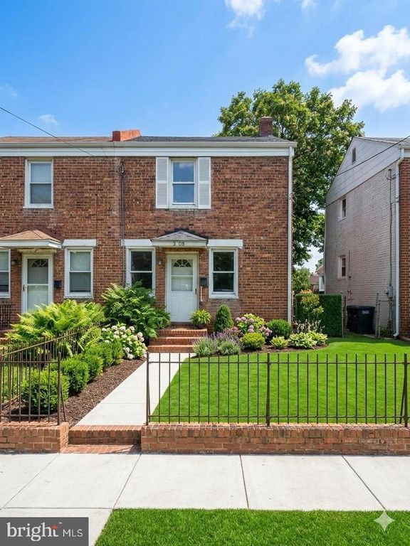 5508 B ST SE, Washington, DC 20019
