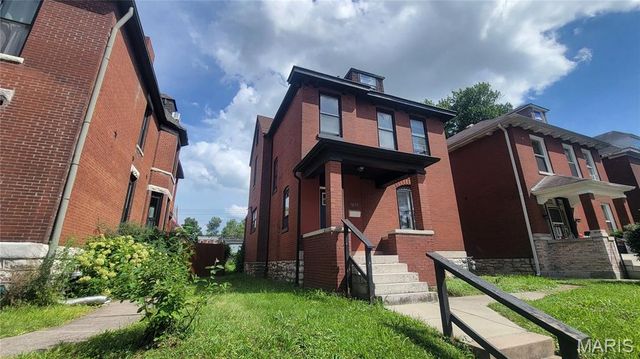 6708 Vermont Avenue, St Louis, MO 63111