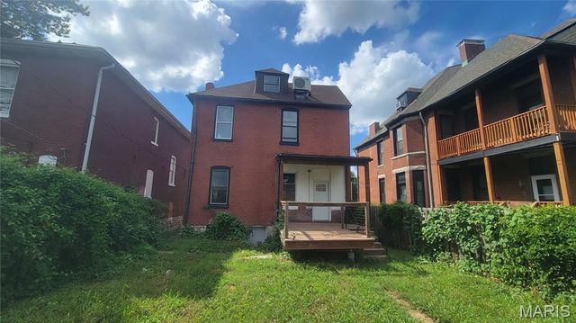 6708 Vermont Avenue, St Louis, MO 63111