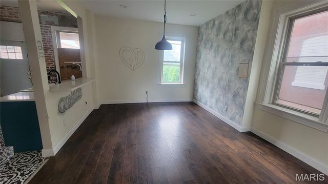 6708 Vermont Avenue, St Louis, MO 63111