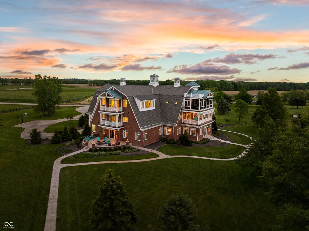 9825 Windy Hills Drive, Zionsville, IN 46077