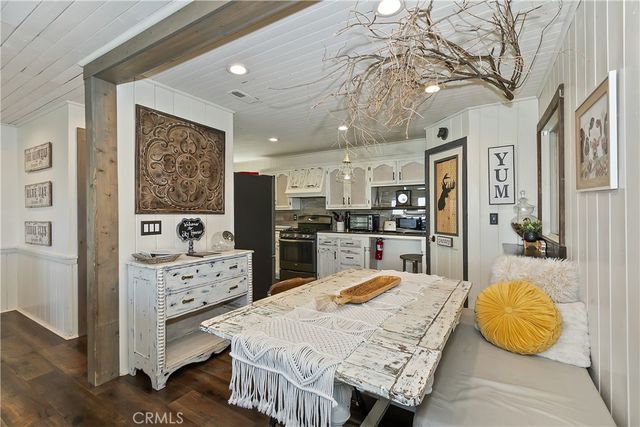 533 Sunderland Court, Lake Arrowhead, CA 92352