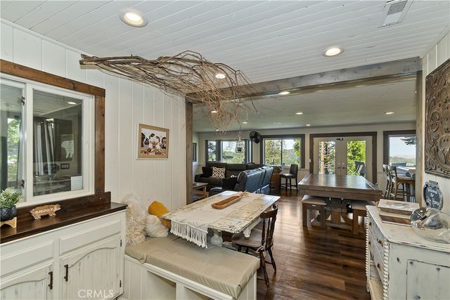 533 Sunderland Court, Lake Arrowhead, CA 92352