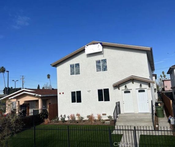 441 W 71st Street, Los Angeles, CA 90003