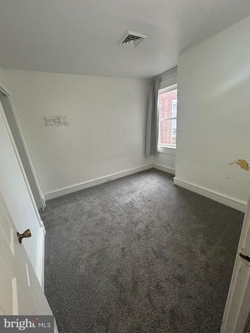 30 AMBOY AVE, Roebling, NJ 08554