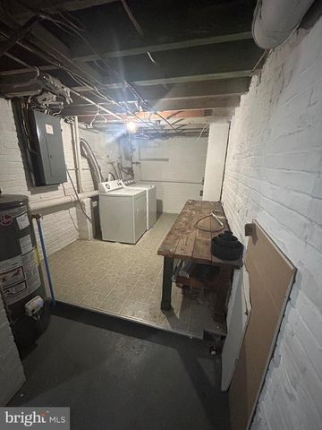 30 AMBOY AVE, Roebling, NJ 08554