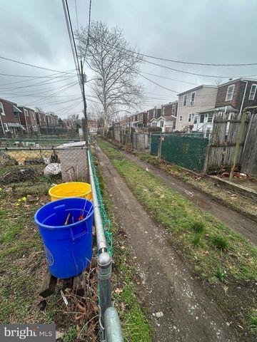 30 AMBOY AVE, Roebling, NJ 08554