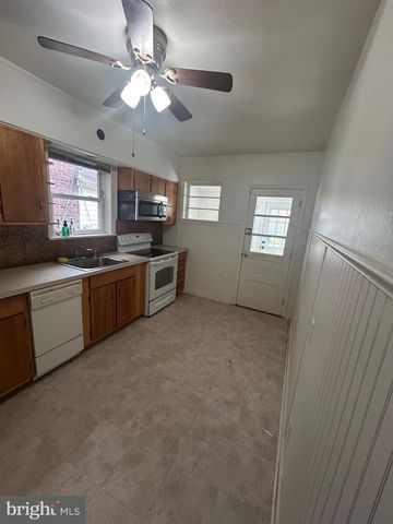 30 AMBOY AVE, Roebling, NJ 08554