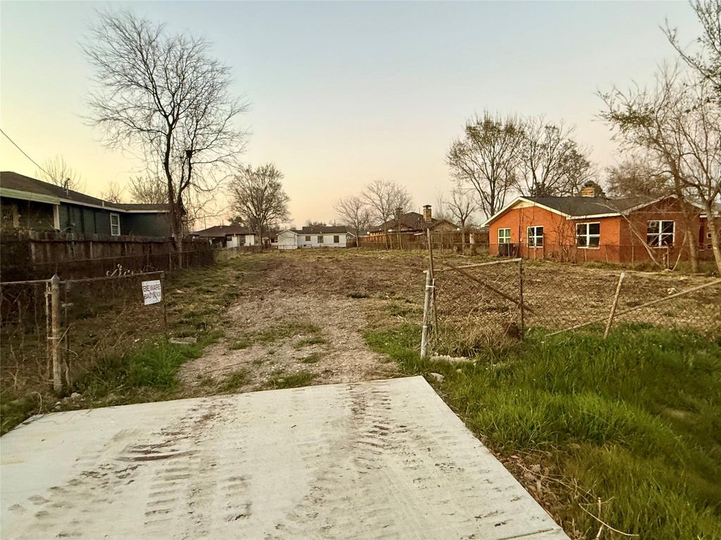 11015 Pandora Drive, Houston, TX 77013