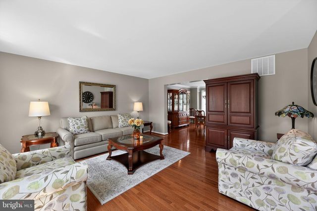 136 BETSY ROSS WAY, Deptford, NJ 08096
