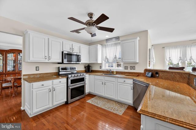 136 BETSY ROSS WAY, Deptford, NJ 08096