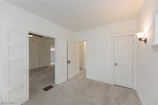 1519 Ridgewood Avenue Down, Lakewood, OH 44107
