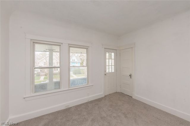 1519 Ridgewood Avenue Down, Lakewood, OH 44107