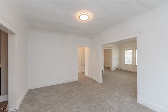 1519 Ridgewood Avenue Down, Lakewood, OH 44107