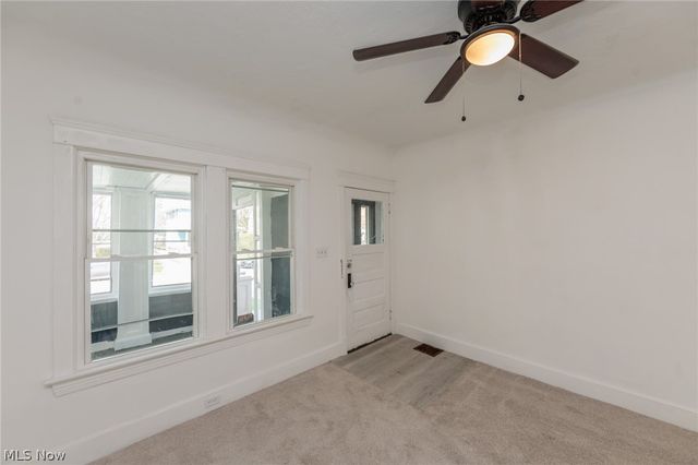 1519 Ridgewood Avenue Down, Lakewood, OH 44107