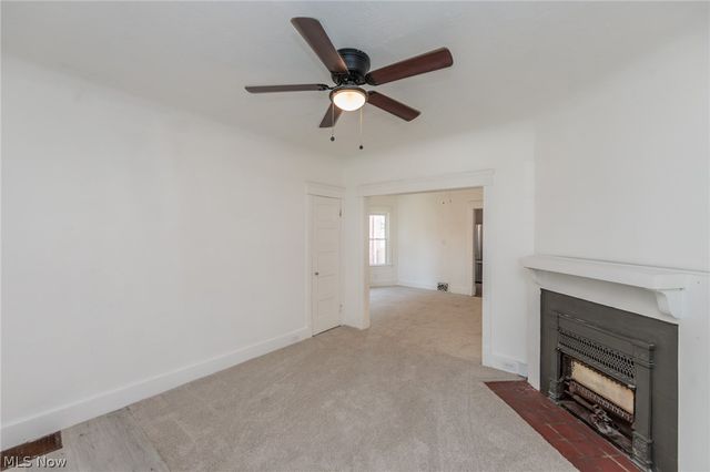 1519 Ridgewood Avenue Down, Lakewood, OH 44107
