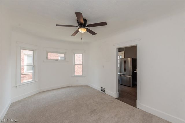 1519 Ridgewood Avenue Down, Lakewood, OH 44107