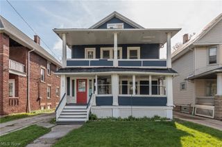 1519 Ridgewood Avenue Down, Lakewood, OH 44107