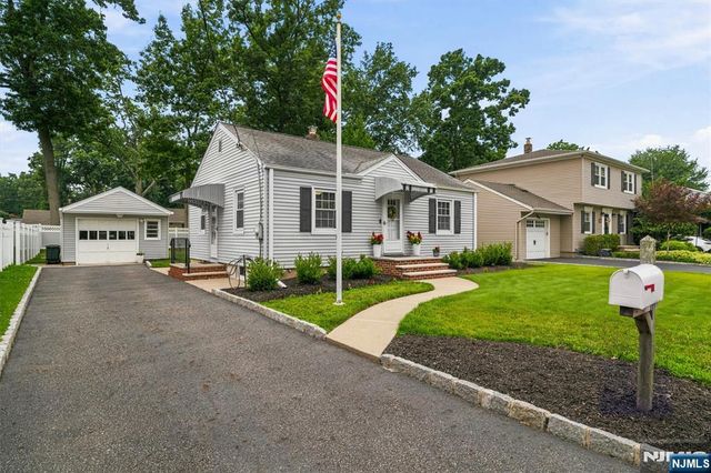 723 Wilson Court, River Vale, NJ 07675