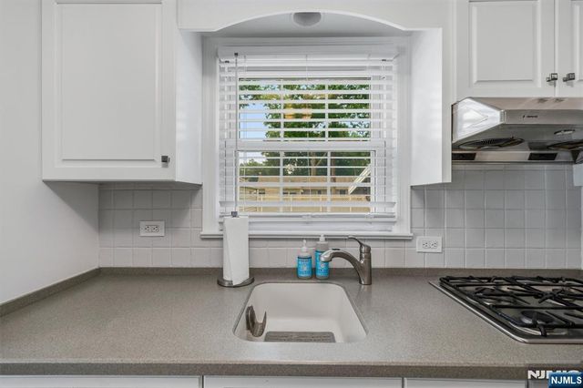 723 Wilson Court, River Vale, NJ 07675