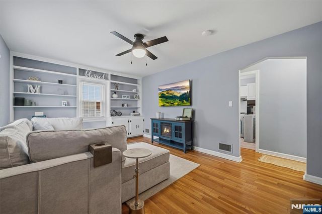 723 Wilson Court, River Vale, NJ 07675