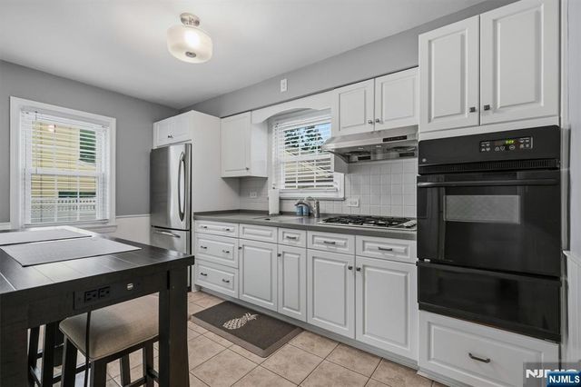 723 Wilson Court, River Vale, NJ 07675