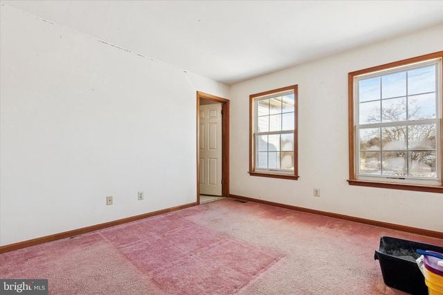 111 CLAYTON CT, North Wales, PA 19454