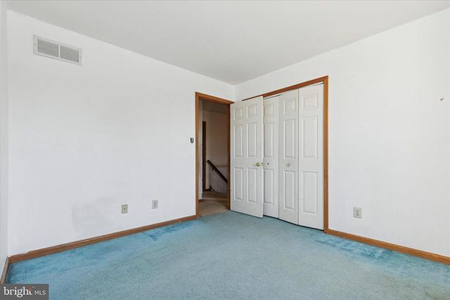 111 CLAYTON CT, North Wales, PA 19454