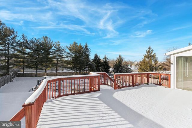 111 CLAYTON CT, North Wales, PA 19454