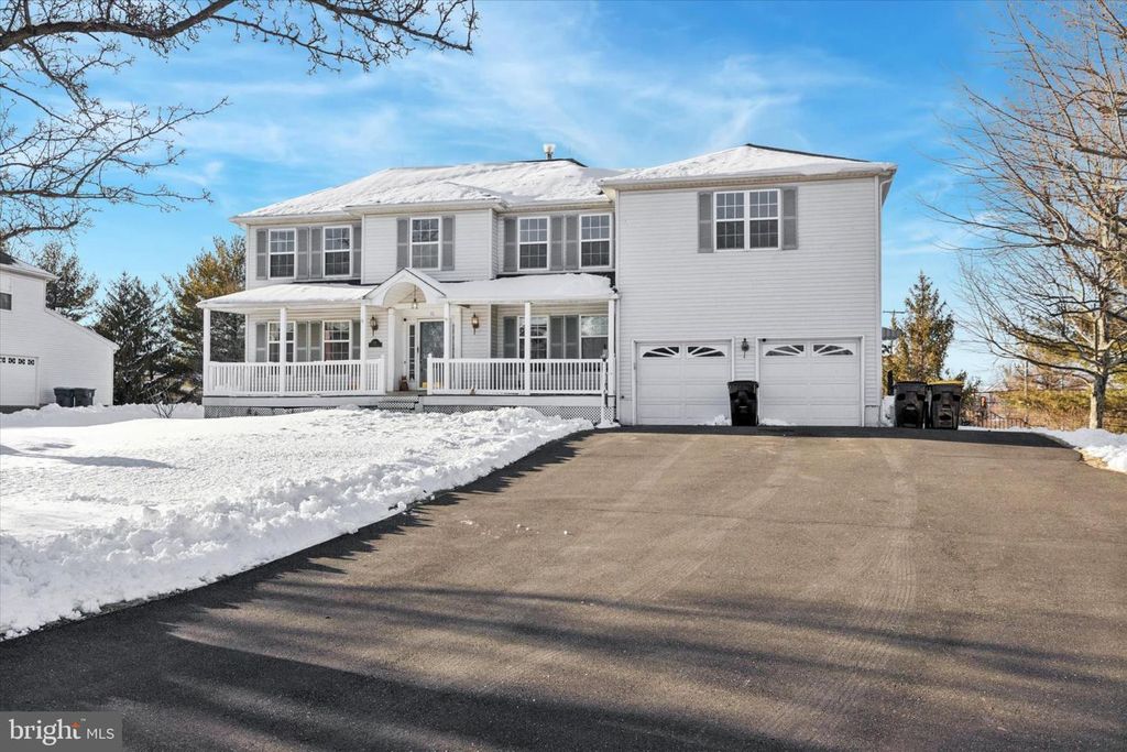 111 CLAYTON CT, North Wales, PA 19454