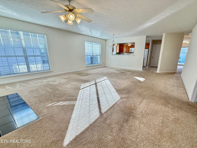 7637 Red Bay Way, Knoxville, TN 37919