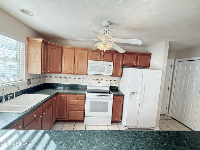 7637 Red Bay Way, Knoxville, TN 37919