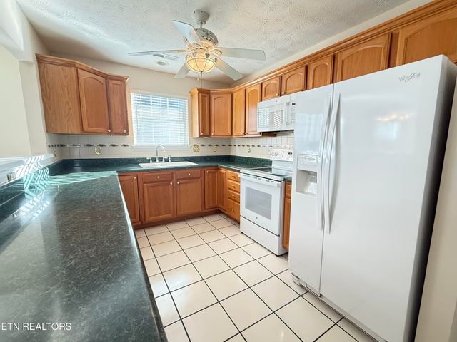 7637 Red Bay Way, Knoxville, TN 37919