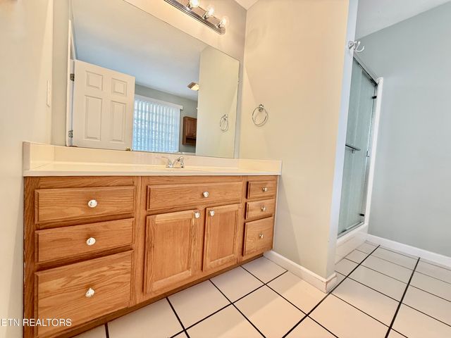 7637 Red Bay Way, Knoxville, TN 37919